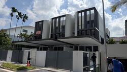Brighton Crescent (D19), Terrace #564158281